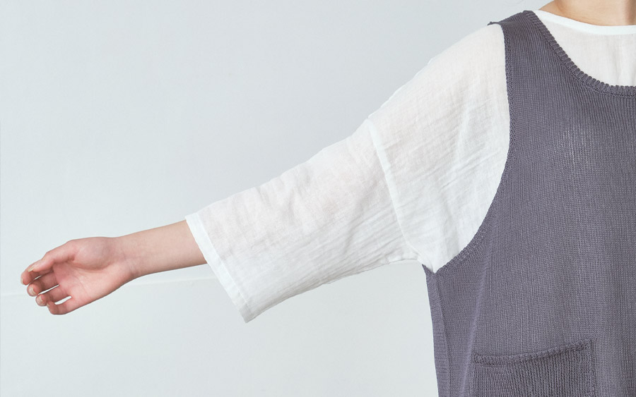 d6342前ポケットニットベストの商品画像