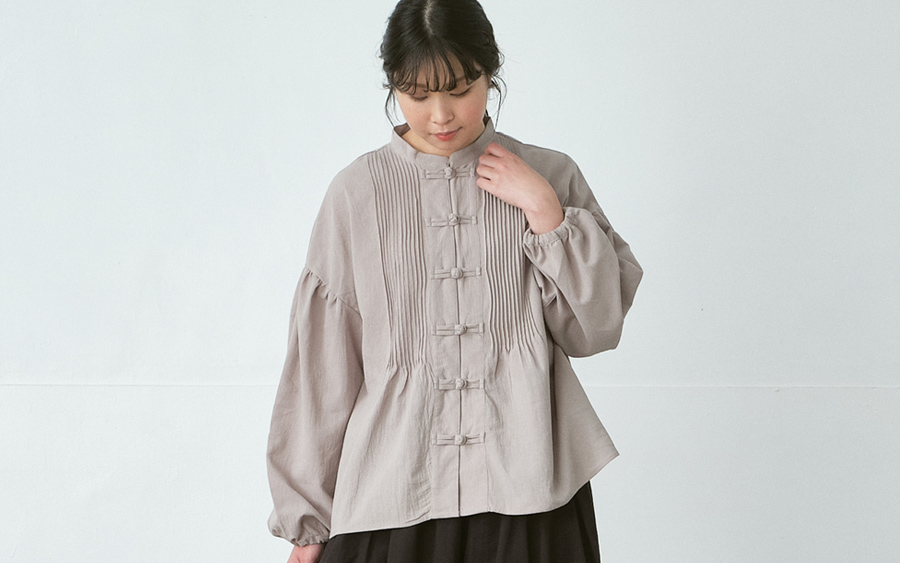 D9762チャイナボタンブラウス　綿オックスワッシャーの商品画像