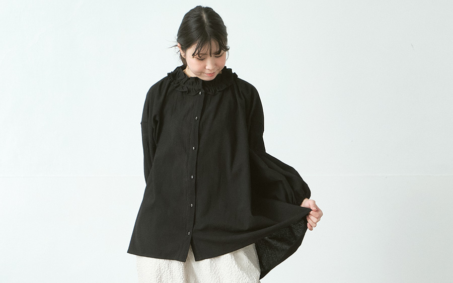 D9783フリル襟ブラウス　綿ワッシャーの商品画像