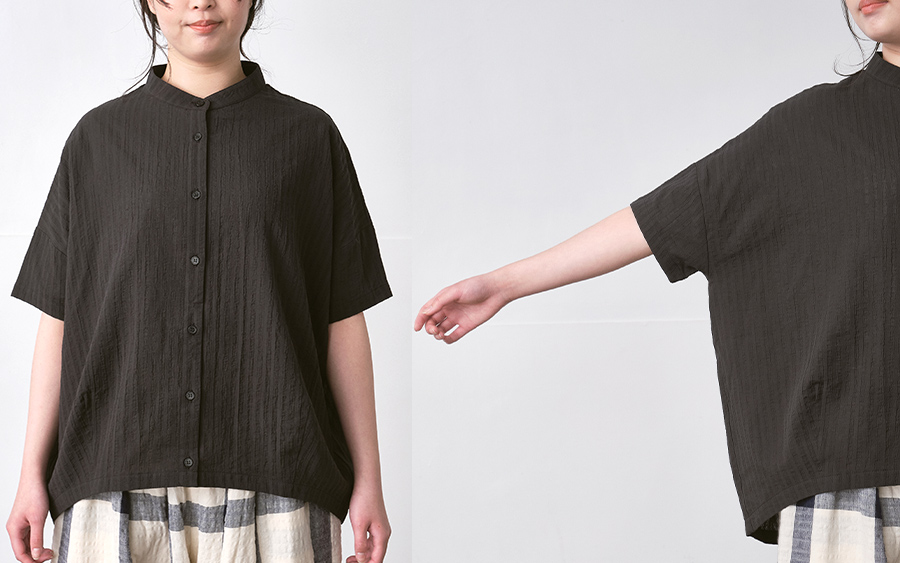 D9806スタンドカラーブラウス　綿ボイルシャドウストライプの商品画像