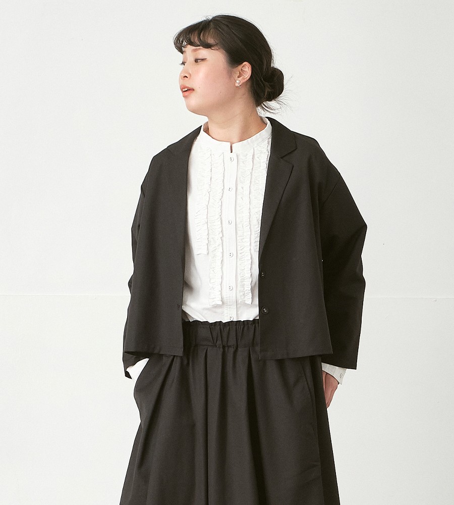 ショート丈ジャケット