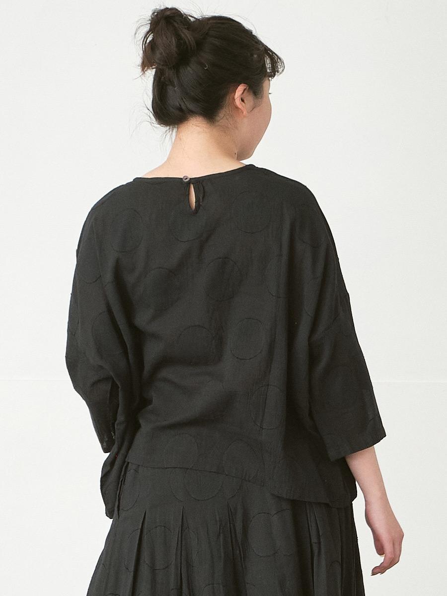 プルオーバーブラウス