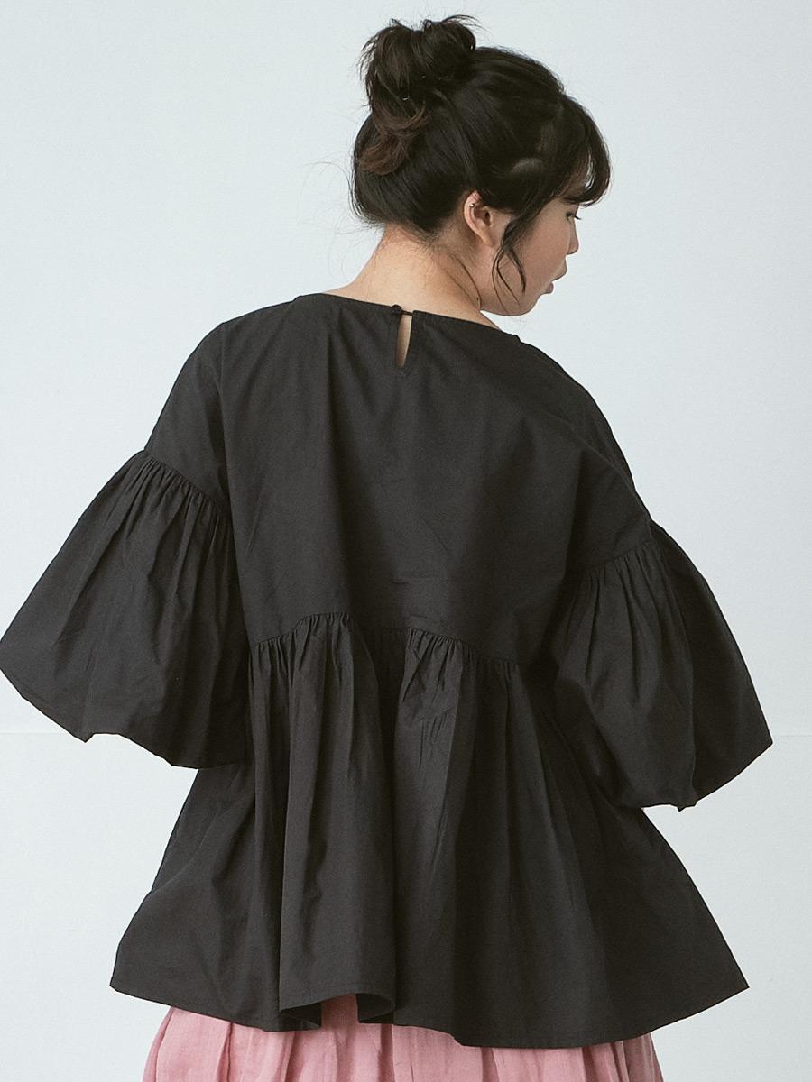 ボリューム袖フレアブラウス