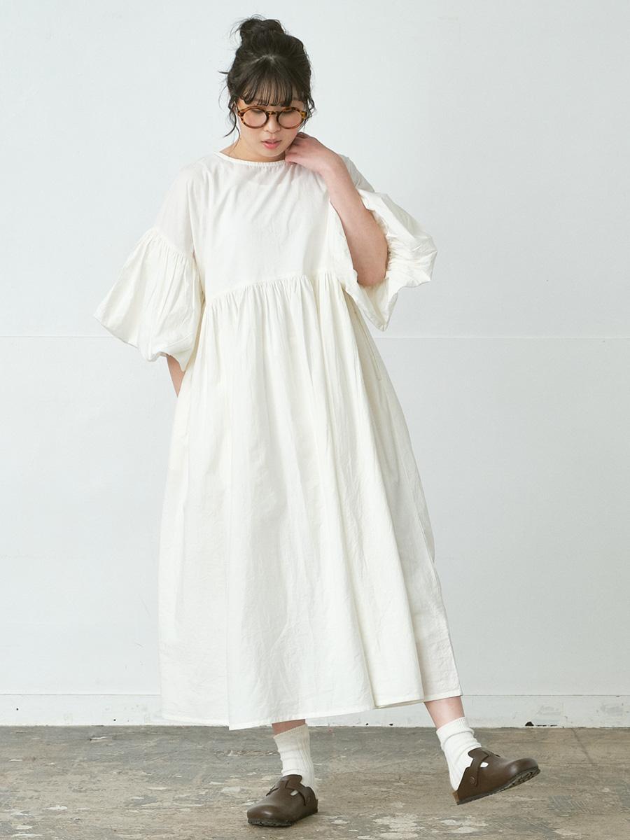 ボリューム袖フレアワンピース