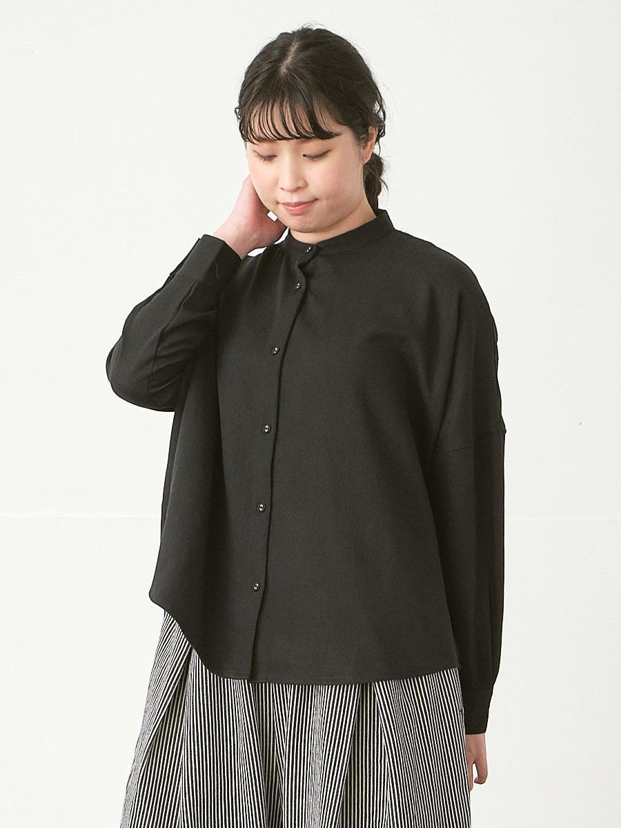 バックギャザーバンドカラーブラウス