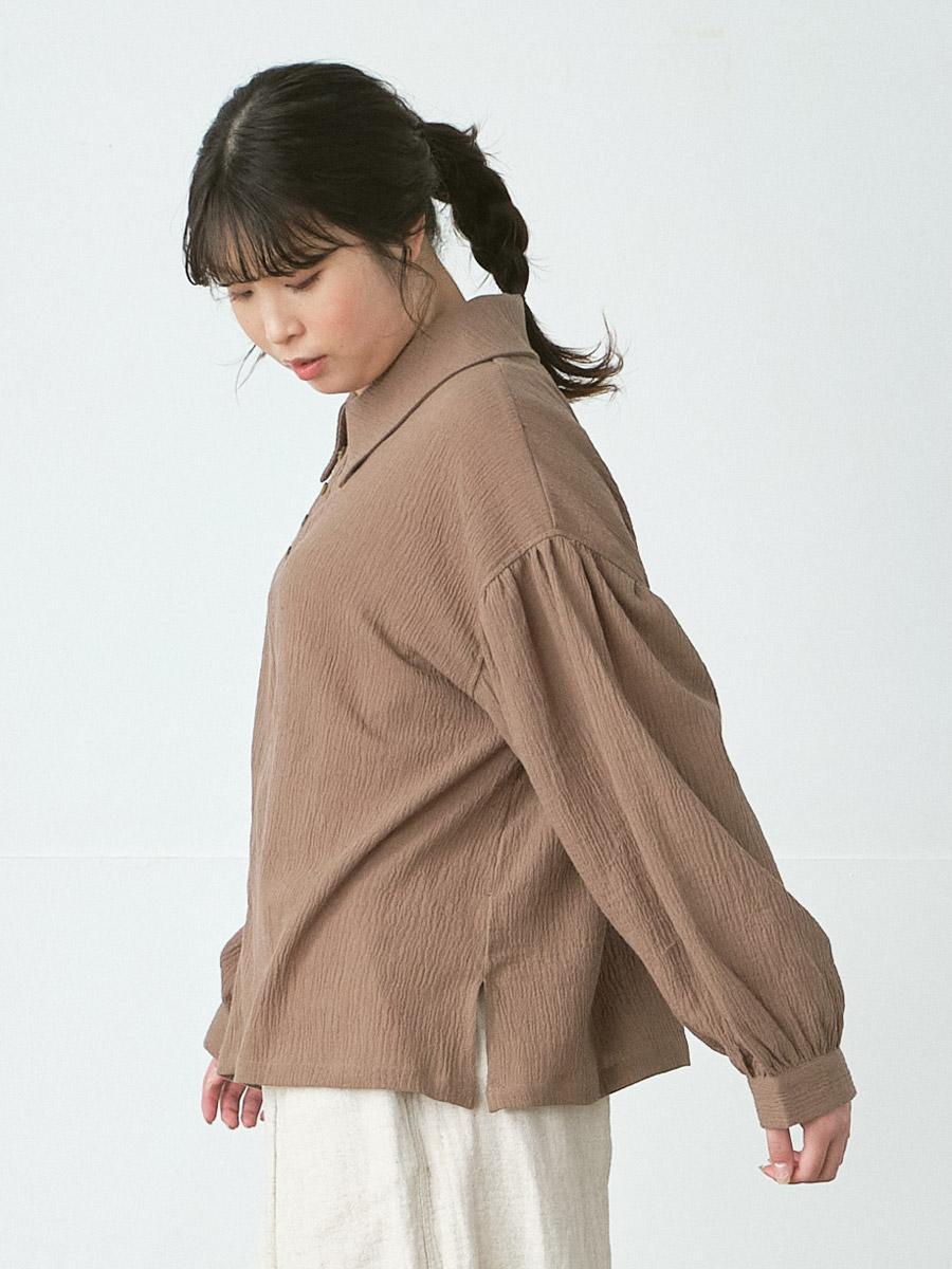 ビッグカラー多ボタンブラウス