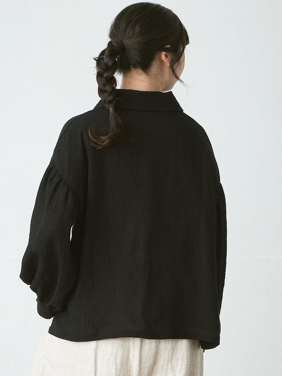 ビッグカラー多ボタンブラウス