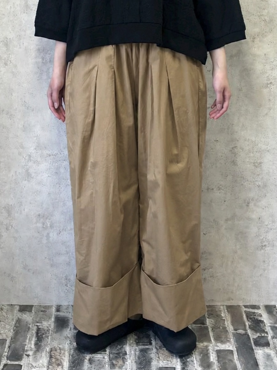 D3270 ターンバックパンツ 綿ハイカウントチノ グレージュ