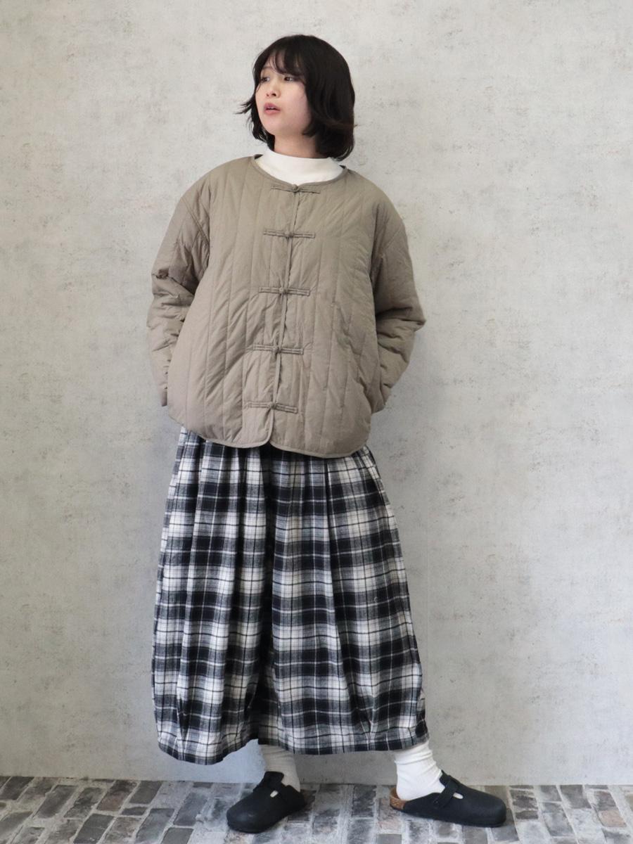 D9897 チャイナボタン中綿ジャケット GREIGE