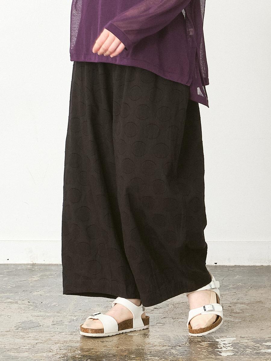 裾ダーツパンツ　綿ドビーサークル柄