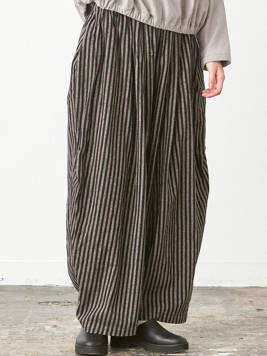ワイドタックパンツ　綿ビエラストライプ