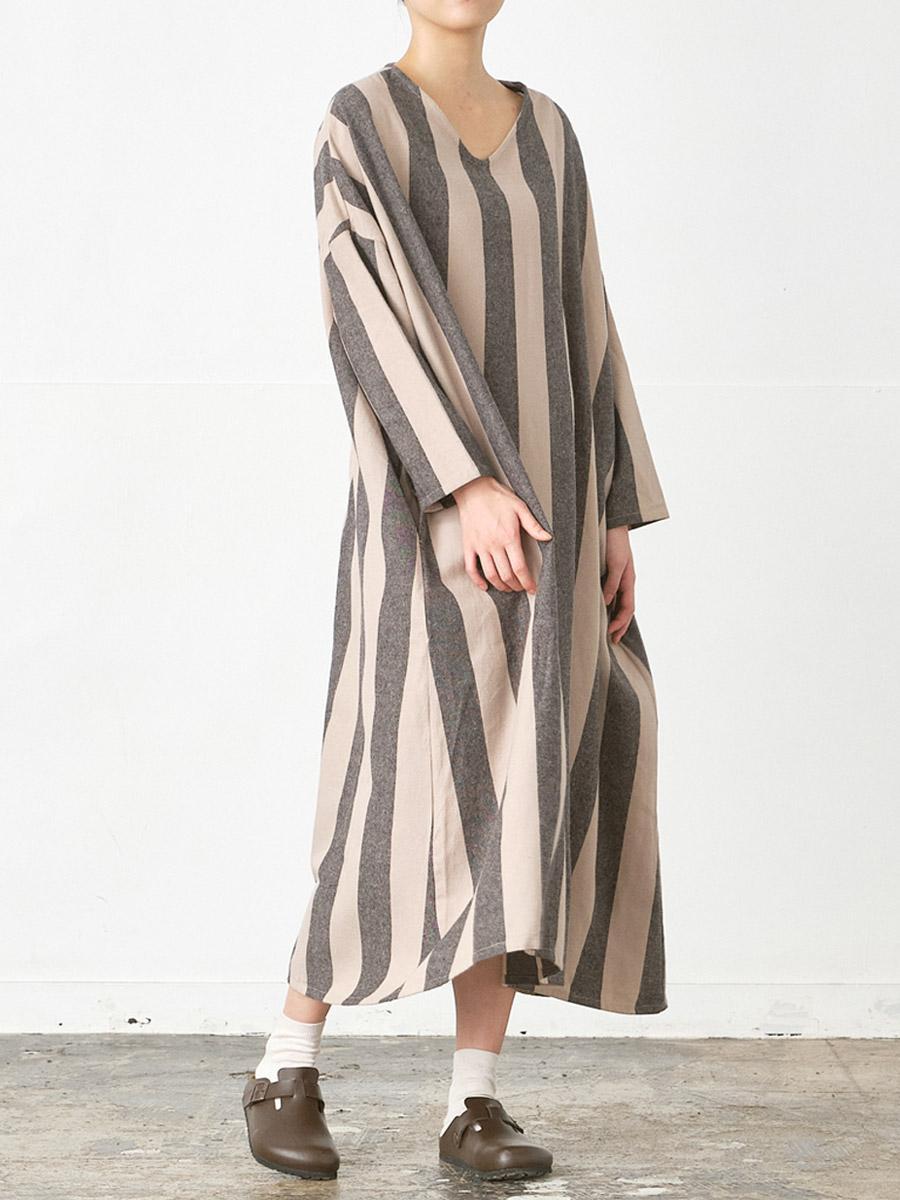 フレアワンピース　綿ビエラワイドストライプ