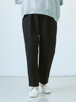 テーパードパンツ　ストレッチツイル