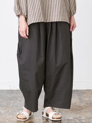 ワイドタックパンツ　綿ハイカウントチノ