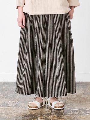 ガウチョパンツ　コットンリネン混ストライプ