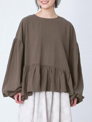 アシンメトリーボリューム袖ブラウス 綿ソフトアムンゼン