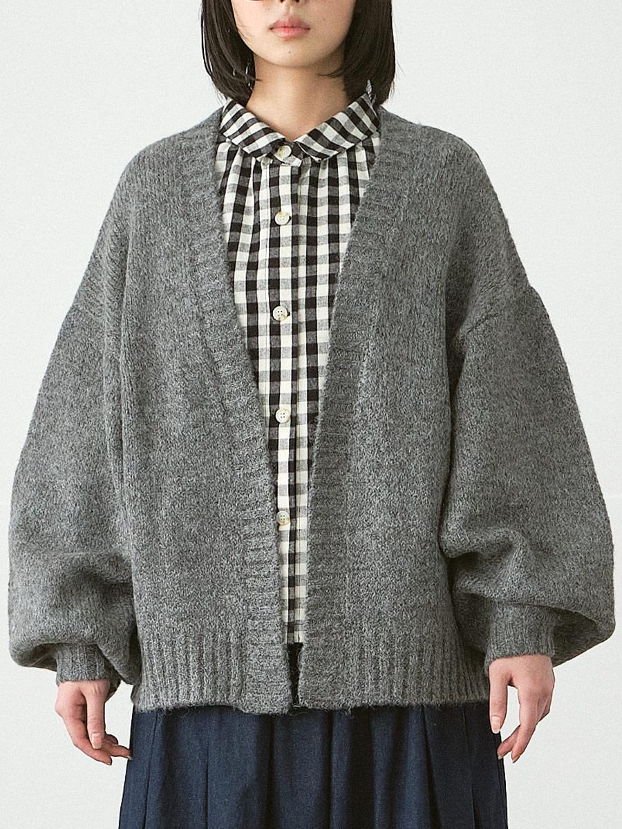 ボリューム袖ボタンレスカーディガン キャメルライク3G | ニット